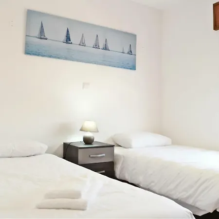 Louise Bed & Breakfast 2*